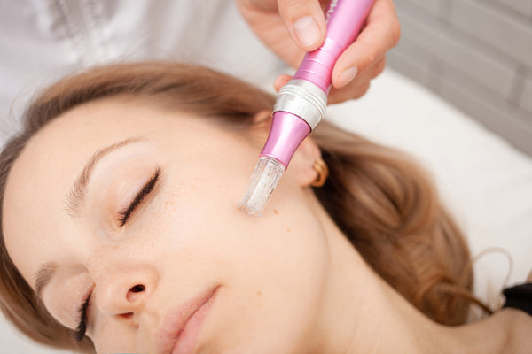 Microneedling: Hype or Holy Grail? Discover the Truth